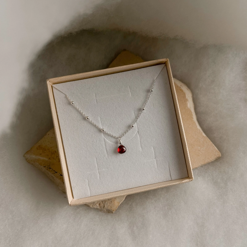 collana goccia - Granato